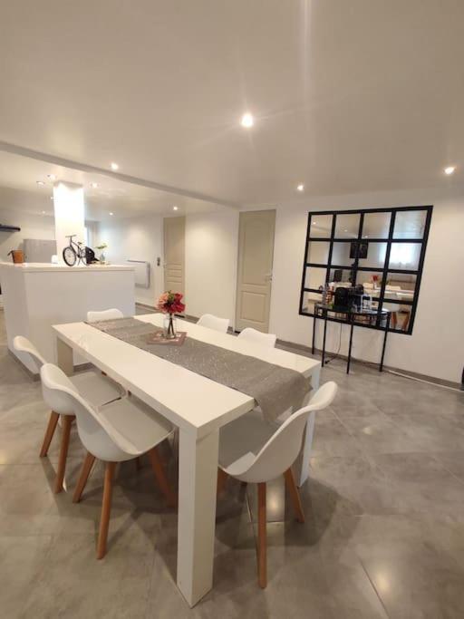 Appartement 100M2, Independant Dans Notre Maison Garennes-sur-Eure Eksteriør billede