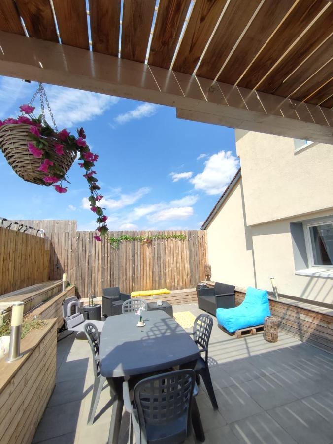 Appartement 100M2, Independant Dans Notre Maison Garennes-sur-Eure Eksteriør billede