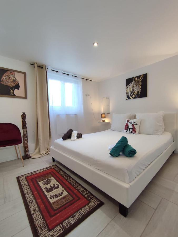 Appartement 100M2, Independant Dans Notre Maison Garennes-sur-Eure Eksteriør billede
